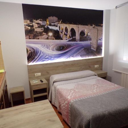 Hostal Serruchi Τερουέλ Εξωτερικό φωτογραφία