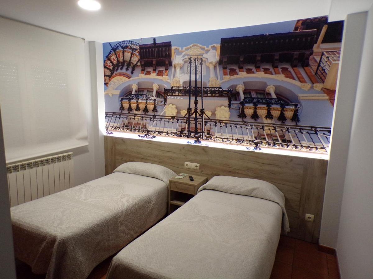 Hostal Serruchi Τερουέλ Εξωτερικό φωτογραφία