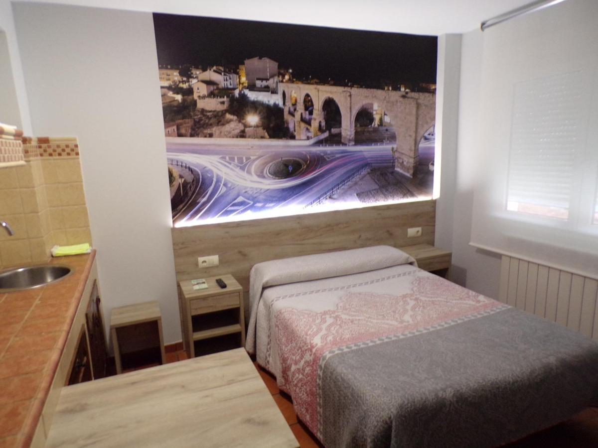 Hostal Serruchi Τερουέλ Εξωτερικό φωτογραφία
