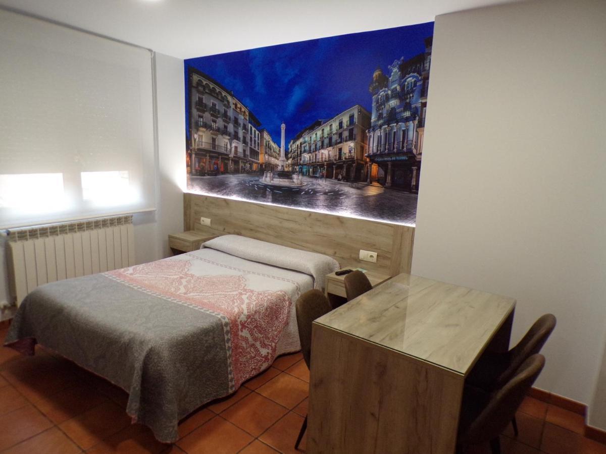 Hostal Serruchi Τερουέλ Εξωτερικό φωτογραφία