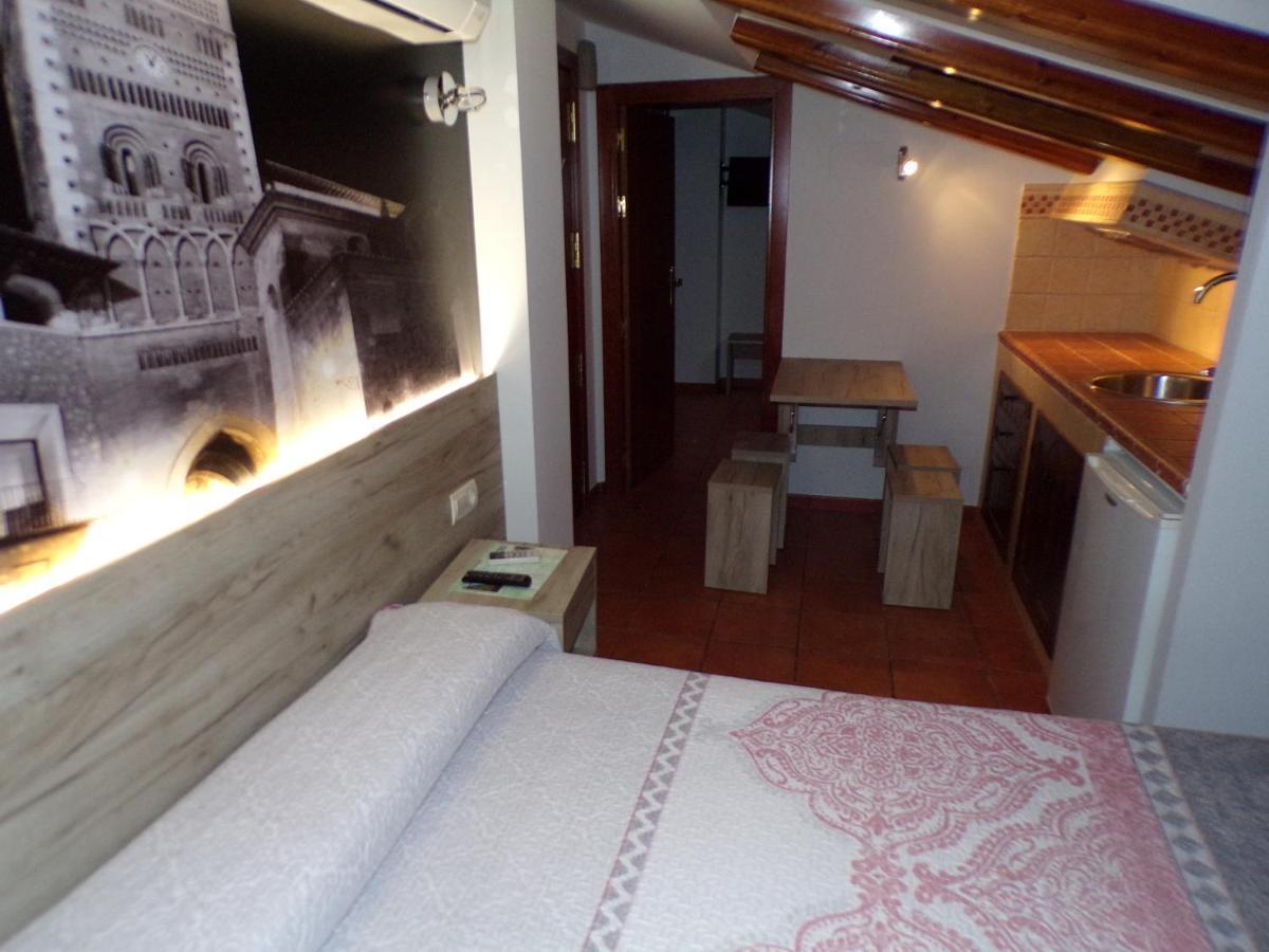 Hostal Serruchi Τερουέλ Εξωτερικό φωτογραφία