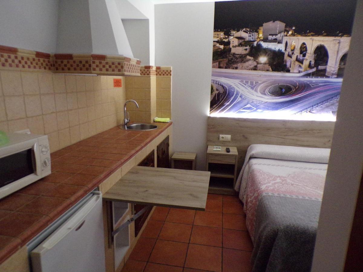 Hostal Serruchi Τερουέλ Εξωτερικό φωτογραφία