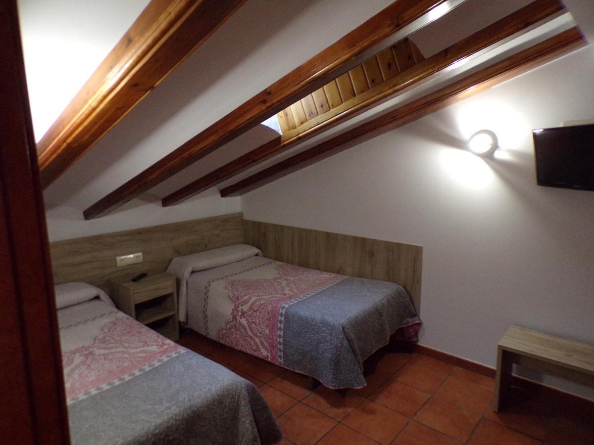 Hostal Serruchi Τερουέλ Εξωτερικό φωτογραφία